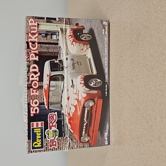 New Sealed-Revell 1956 Ford Pickup "Ed Roth" Big Daddy Edition Model Car Kit - Picture 2 of 9
